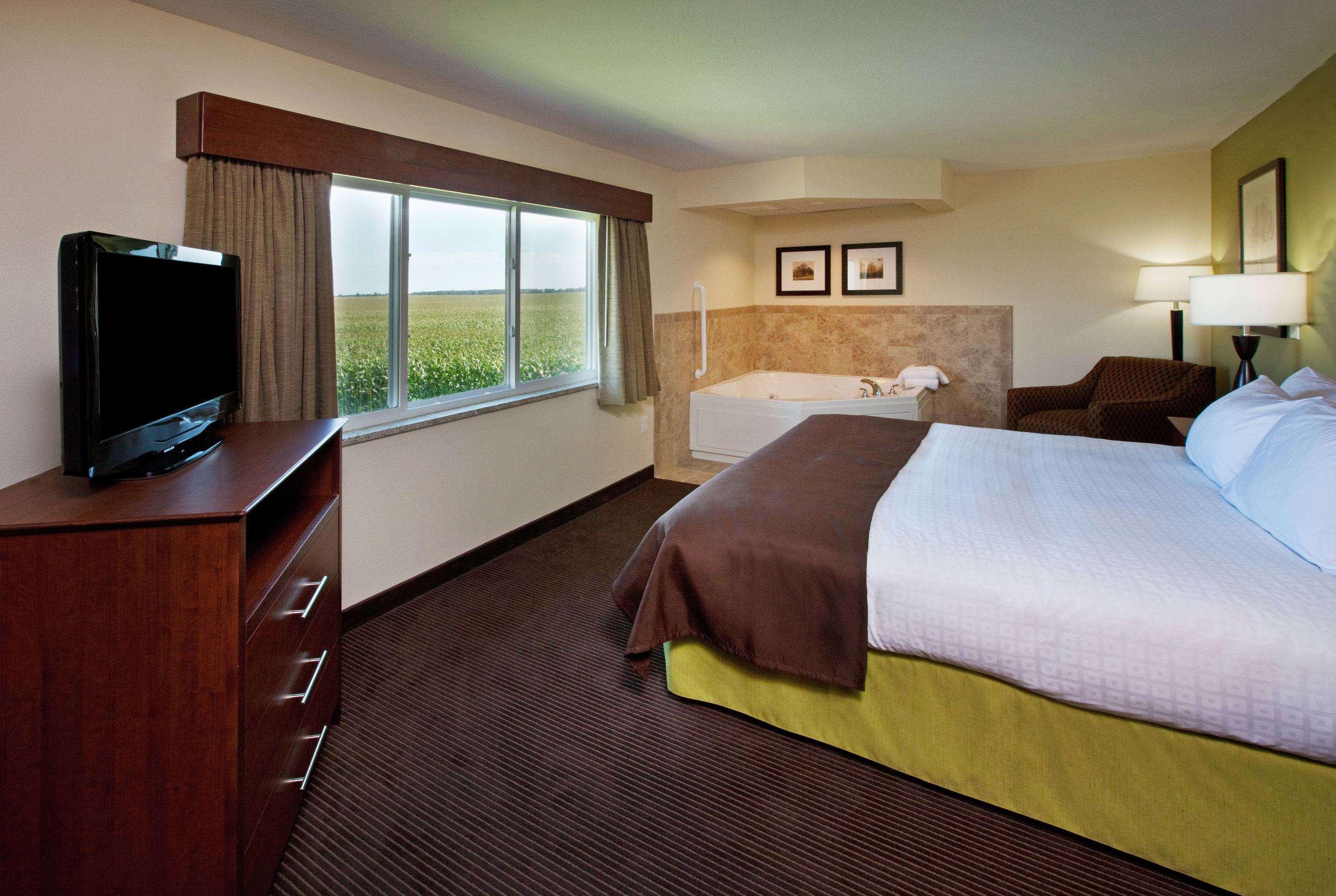 Hotel Americinn By Wyndham Osage